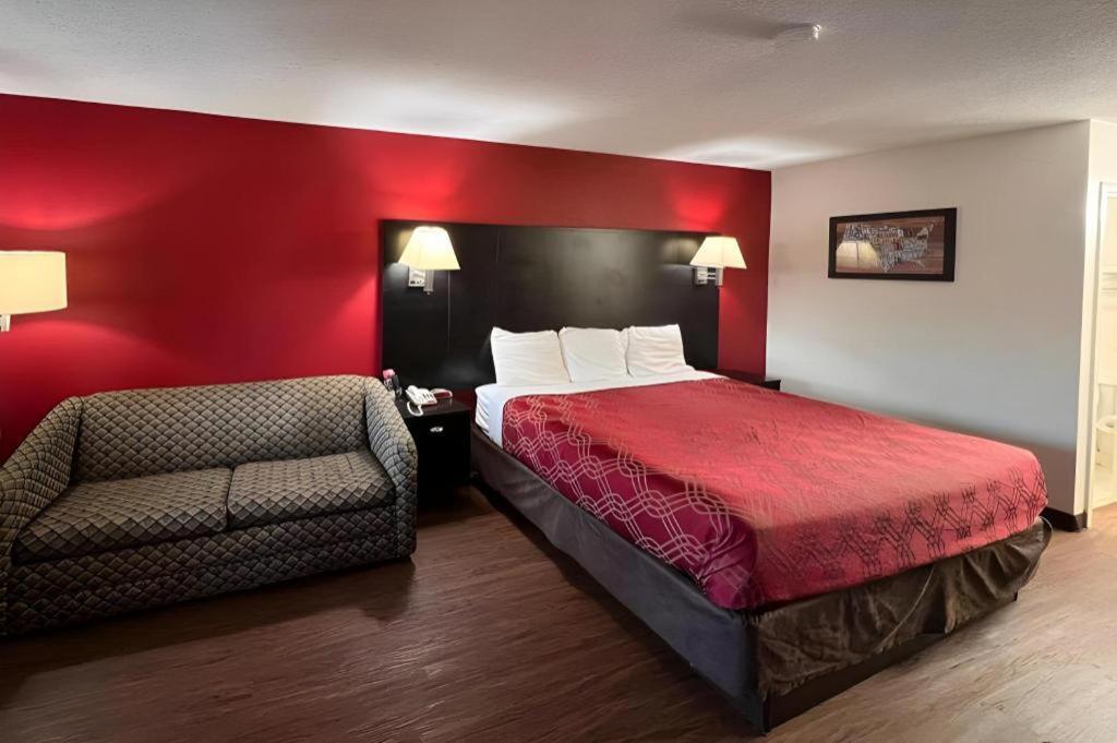 Econo Lodge Inn & Suites I-20, Exit 73 Tuscaloosa Bagian luar foto