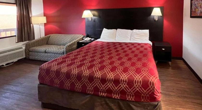 Econo Lodge Inn & Suites I-20, Exit 73 Tuscaloosa Bagian luar foto