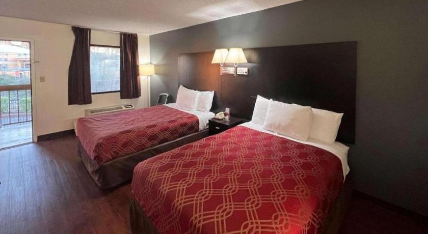 Econo Lodge Inn & Suites I-20, Exit 73 Tuscaloosa Bagian luar foto