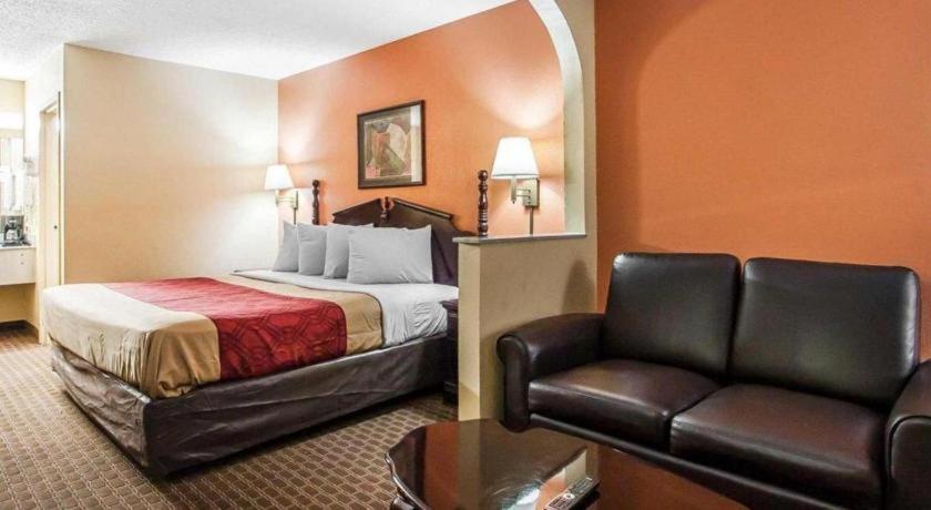Econo Lodge Inn & Suites I-20, Exit 73 Tuscaloosa Bagian luar foto
